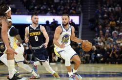 库里创史上最老控卫单场40分记录，戈登50分沦为悲情英雄