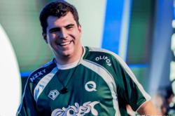 S15比赛FLY禁用了5位(wèi)女英雄，女博主公开质疑，指责他们性别歧视