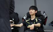 LOL换线创始人(rén)拿下首胜！赛后采访泪洒赛场，自我点评：烂到(dào)流脓