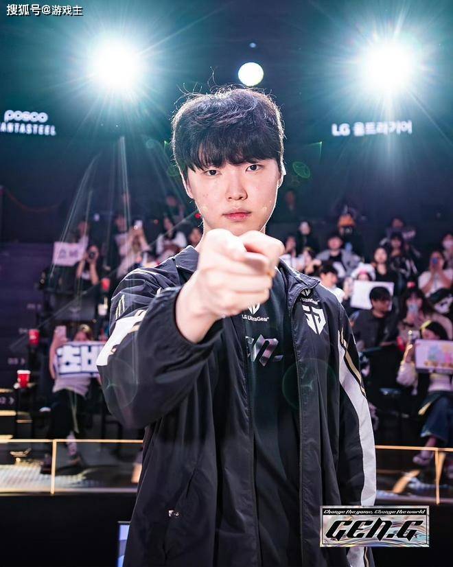 韩网票选S15战队毒奶榜火了，IG键盘冒奶，碾压TES成LPL第一