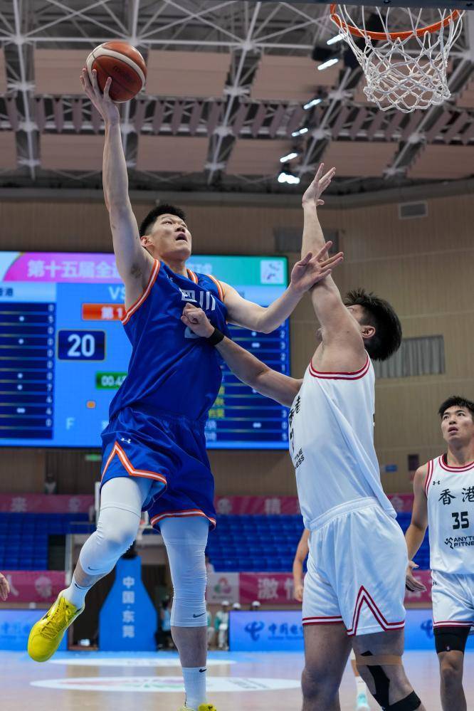 全运会男篮小组赛：四川“双塔”抢眼 辽宁险胜北京
