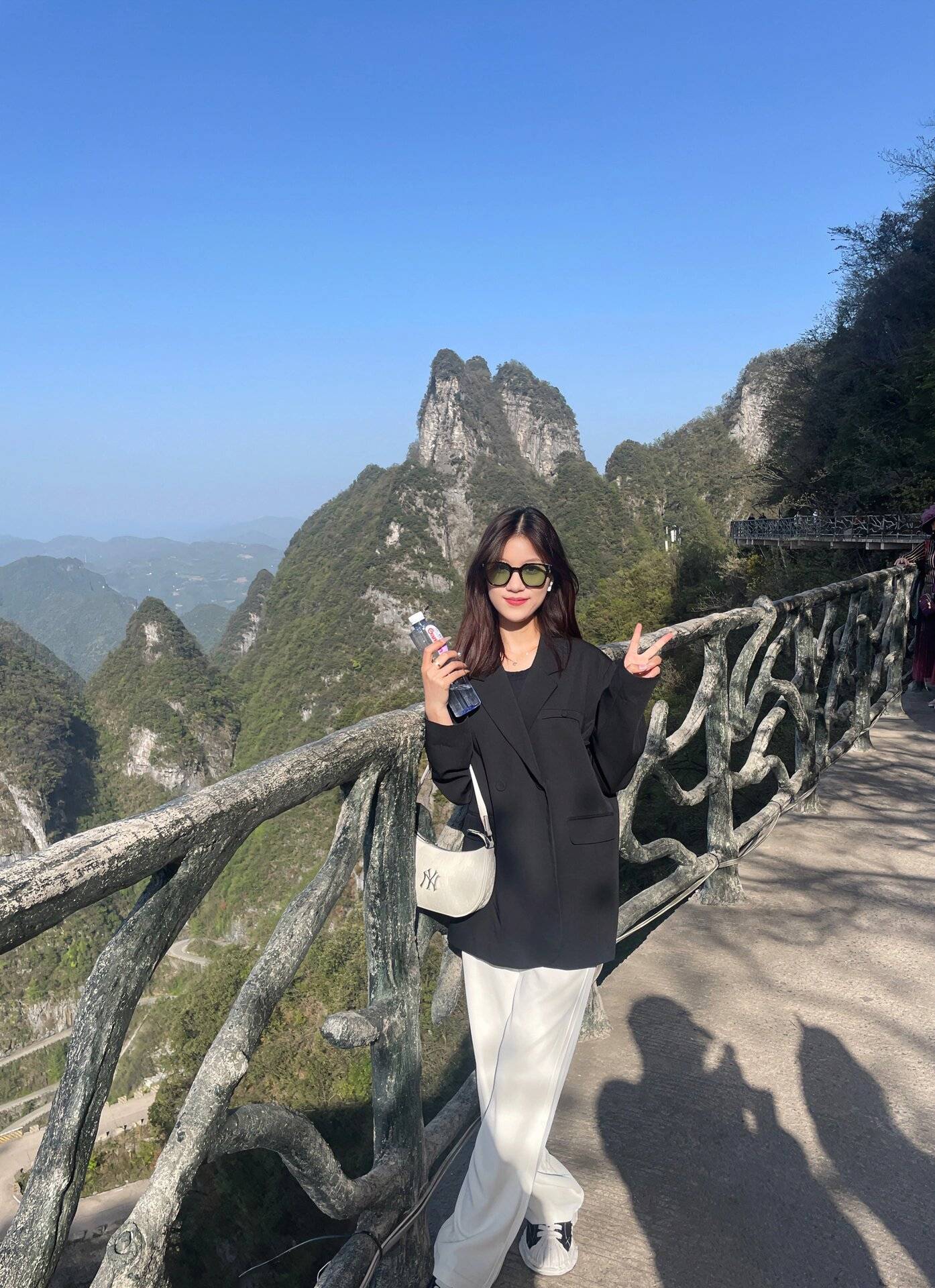 张家界门票2025门票多少钱？官方最新报价+购买渠道，别买贵了！