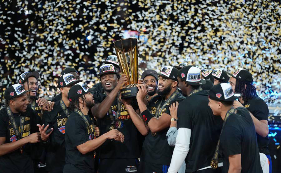 湖人官方媒体回击球迷质疑季中赛冠军，却被詹姆斯言论打脸