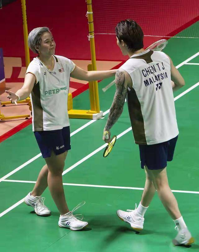 雅加达风云止步半决赛 中国“丫邦”组合印尼大师赛折戟